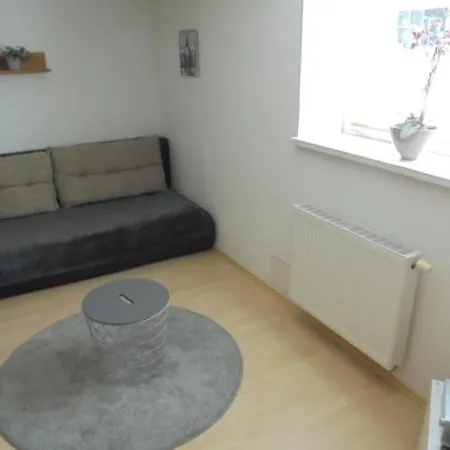 Ferienwohung Am Stadtrand Von Apartment