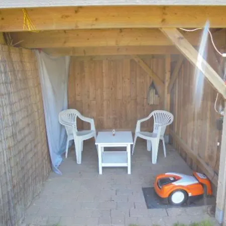 Ferienwohung Am Stadtrand Von Apartamento