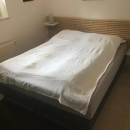 Ferienwohung Am Stadtrand Von Apartamento Rostock